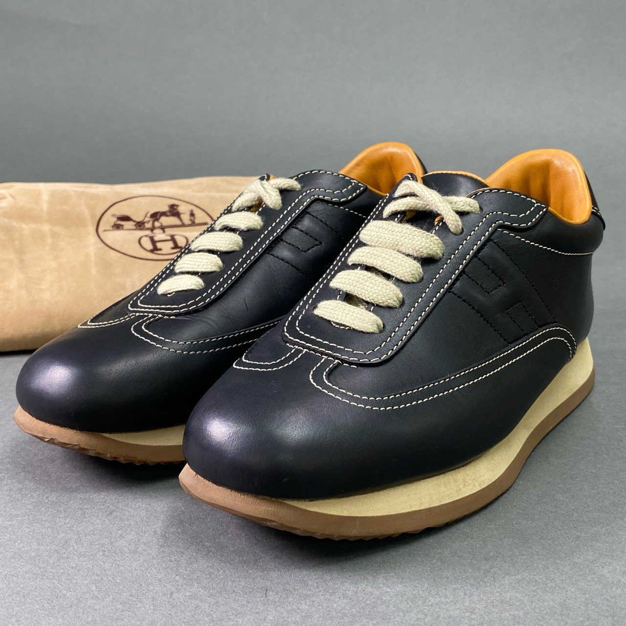 【美品】HERMESエルメス(37)スニーカー Hロゴ クイック レザー 黒 HERMES(エルメス) H logo quick sneakers Hロゴ クイック レザー