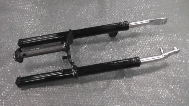 バーディー BA43A-112xxx の フロントフォーク 1758770123