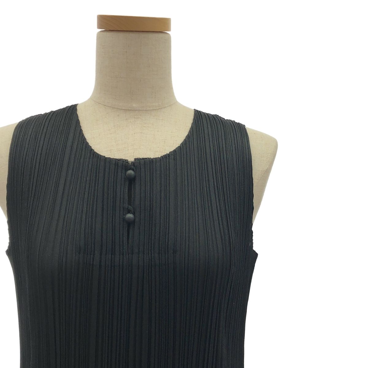 【美品】プリーツプリーズ ノースリーブ ワンピース ドレス サイズ3 ISSEY MIYAKE - ISSEY MIYAKE イッセイミヤケ ワンピース サイズ