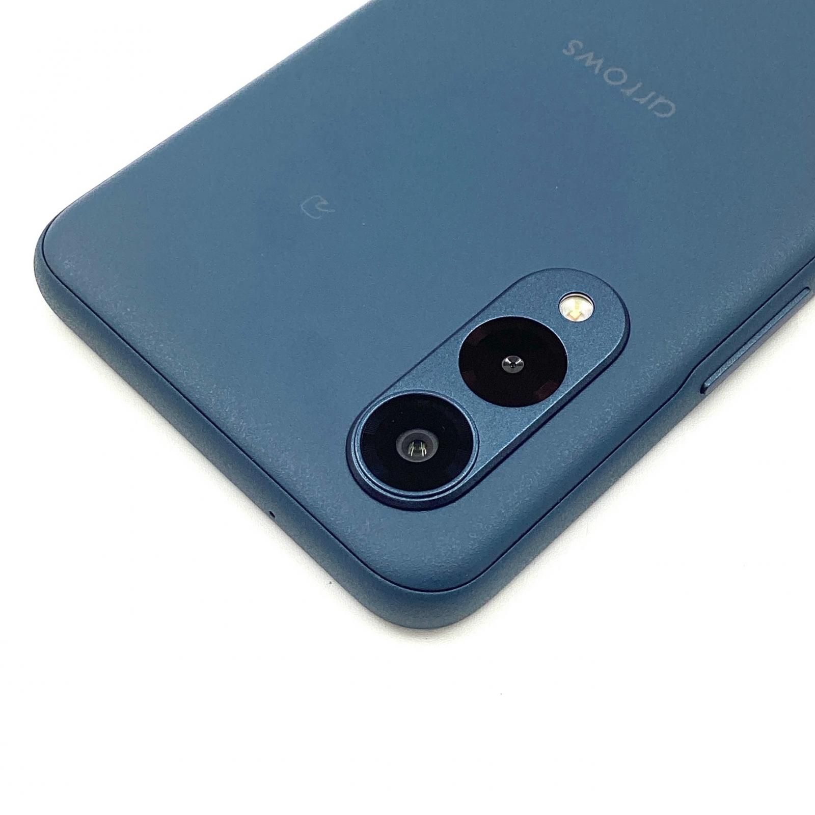 arrows we2 美品　FUJITSU ネイビー arrows we2 美品 FUJITSU ネイビー