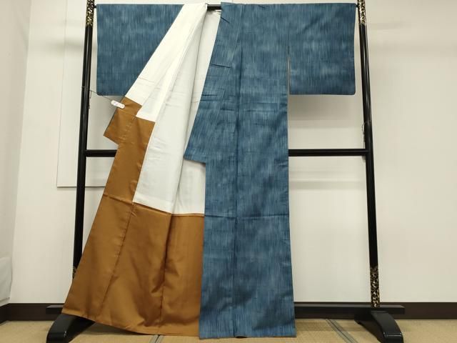 専用 9638.9327.9239.9230 四点セット●高級 正絹 平和屋着物○本場大島紬 7マルキ 色紙重ね文 正絹 逸品