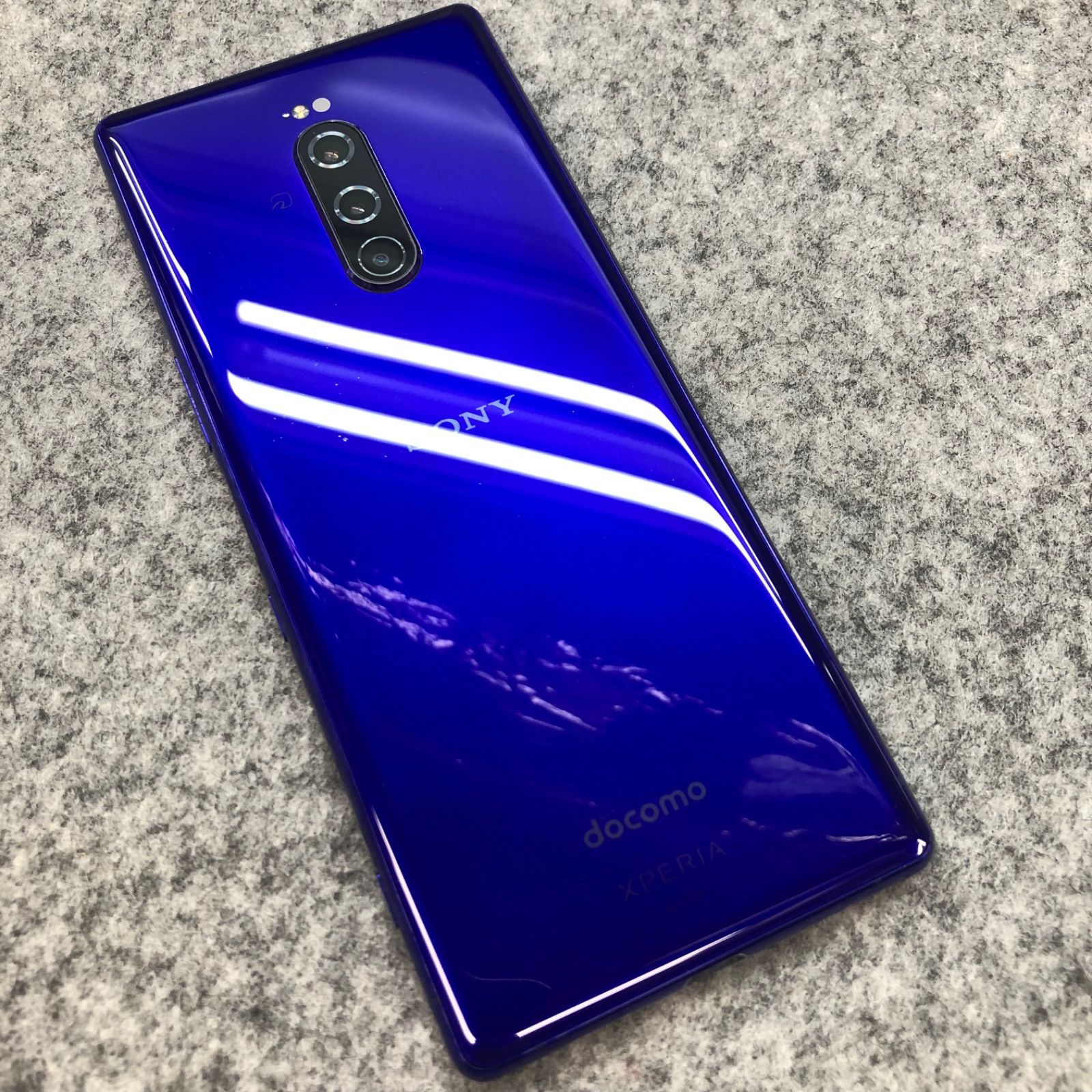 Xperia 1 SO-03L docomo SIMロック解除済み - あつまれ！スマホの森