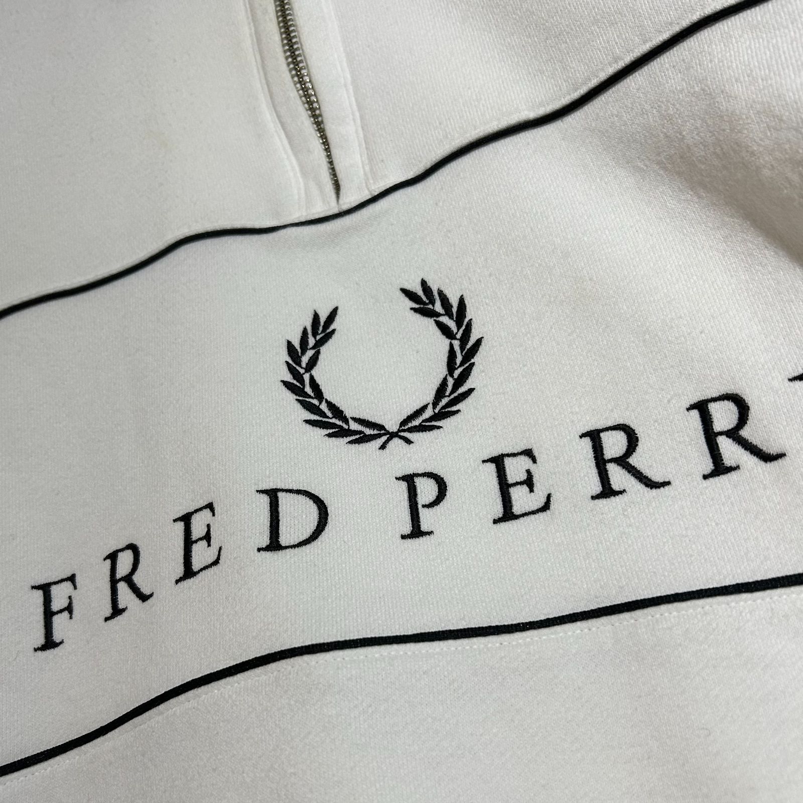 FRED PERRY AMERICAN RAG CIE 襟付きハーフジップスウェット 