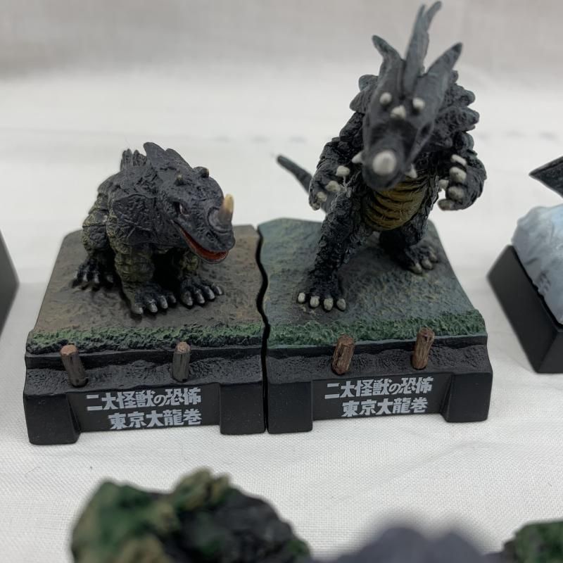 中古】現状品)ｳﾙﾄﾗ怪獣名鑑 帰ってきたｳﾙﾄﾗﾏﾝ 怪獣総進撃 10種ｾｯﾄ[91
