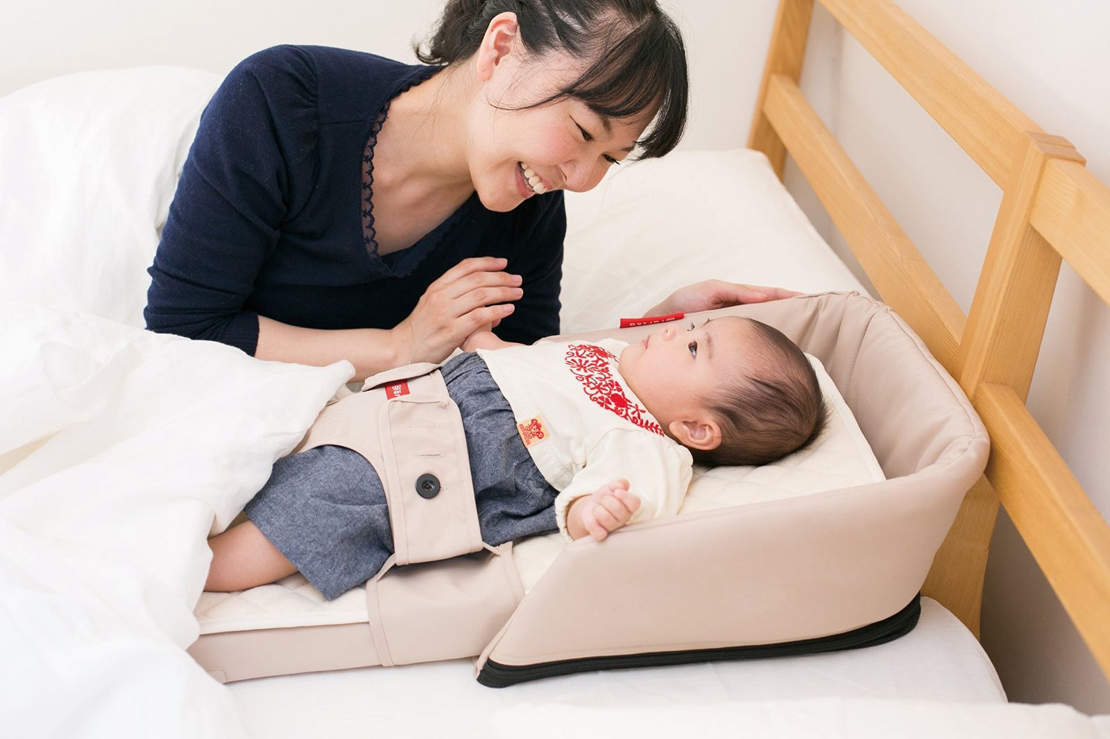 添い寝からお座りまでをサポート