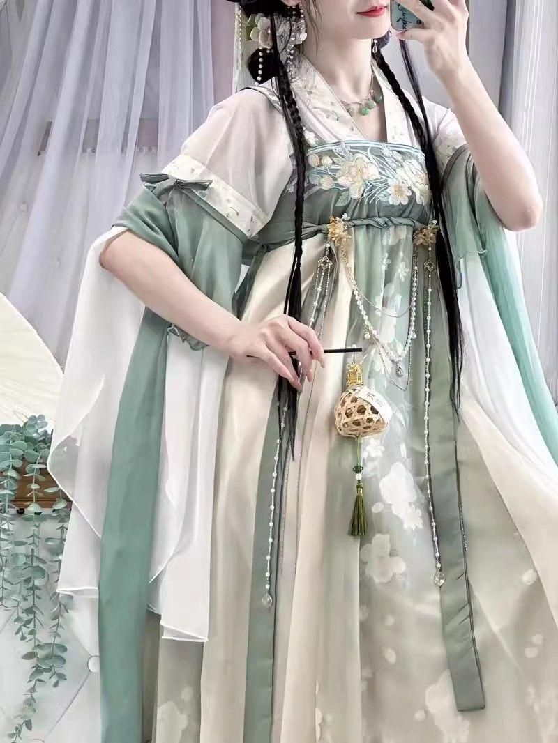 HF-165レトロ中華風漢服 レディース 日常ドレス 撮影用コスプレ衣装 美しい刺繍