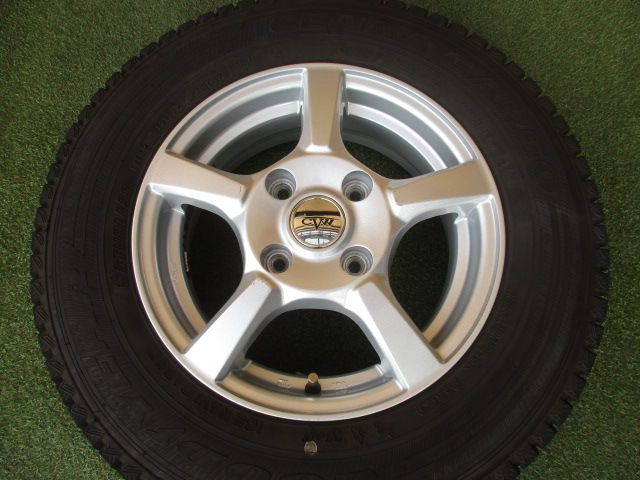 幅広い用途に使える み CVW 165 80R14 スタッドレスタイヤ４本SET NV200 デリカD3