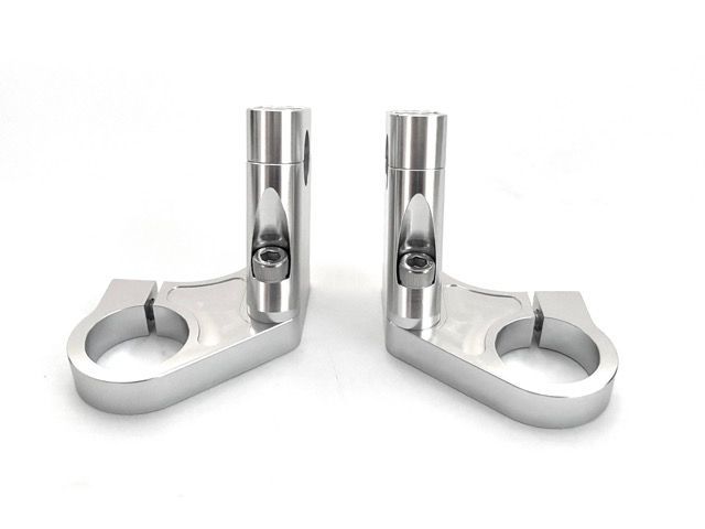 ハンドルクランプ