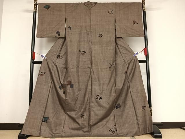 平和屋着物○本場大島紬 カタス9マルキ 草花文 千鳥 正絹 逸品