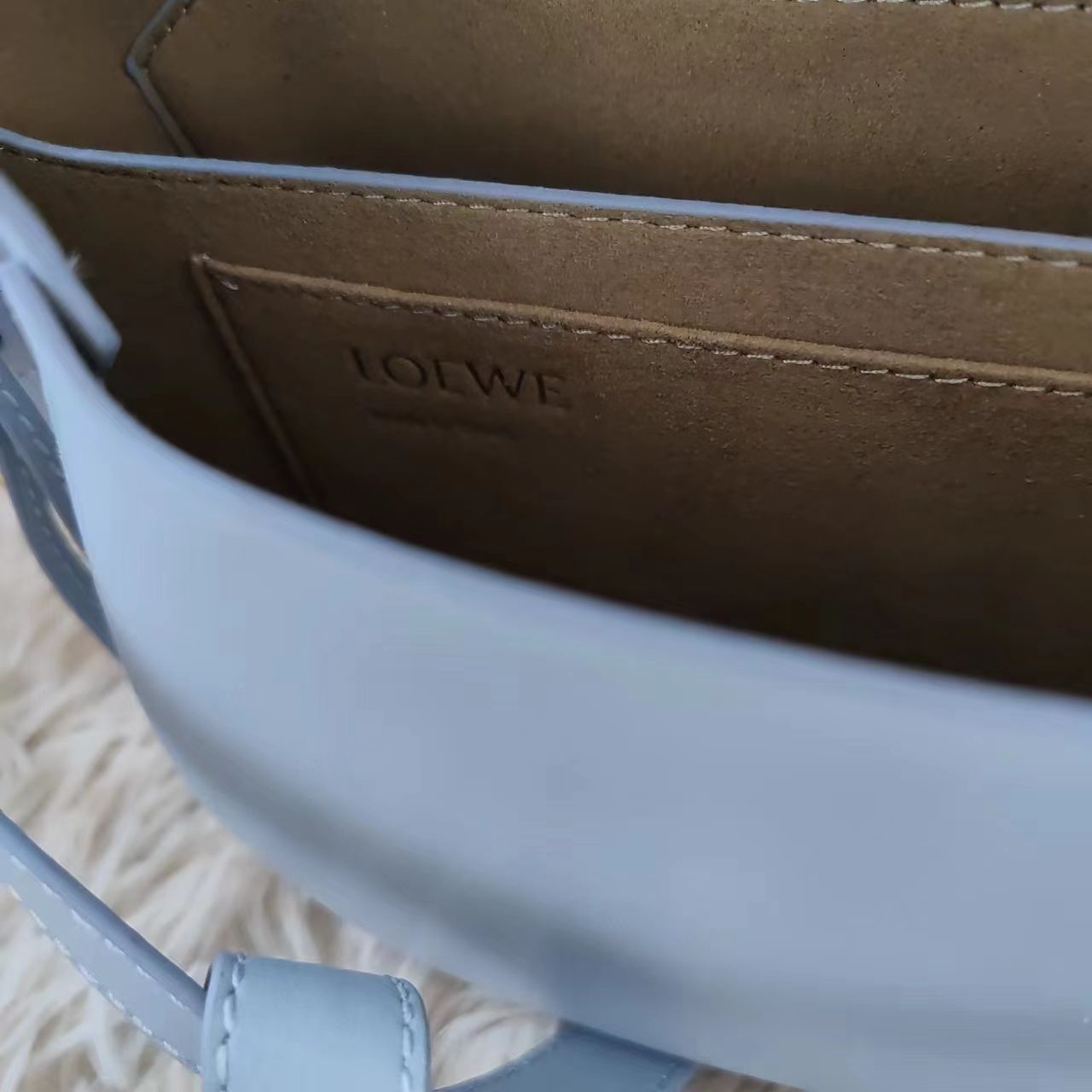 LOEWE ロエベ　ゲート　バムバッグ