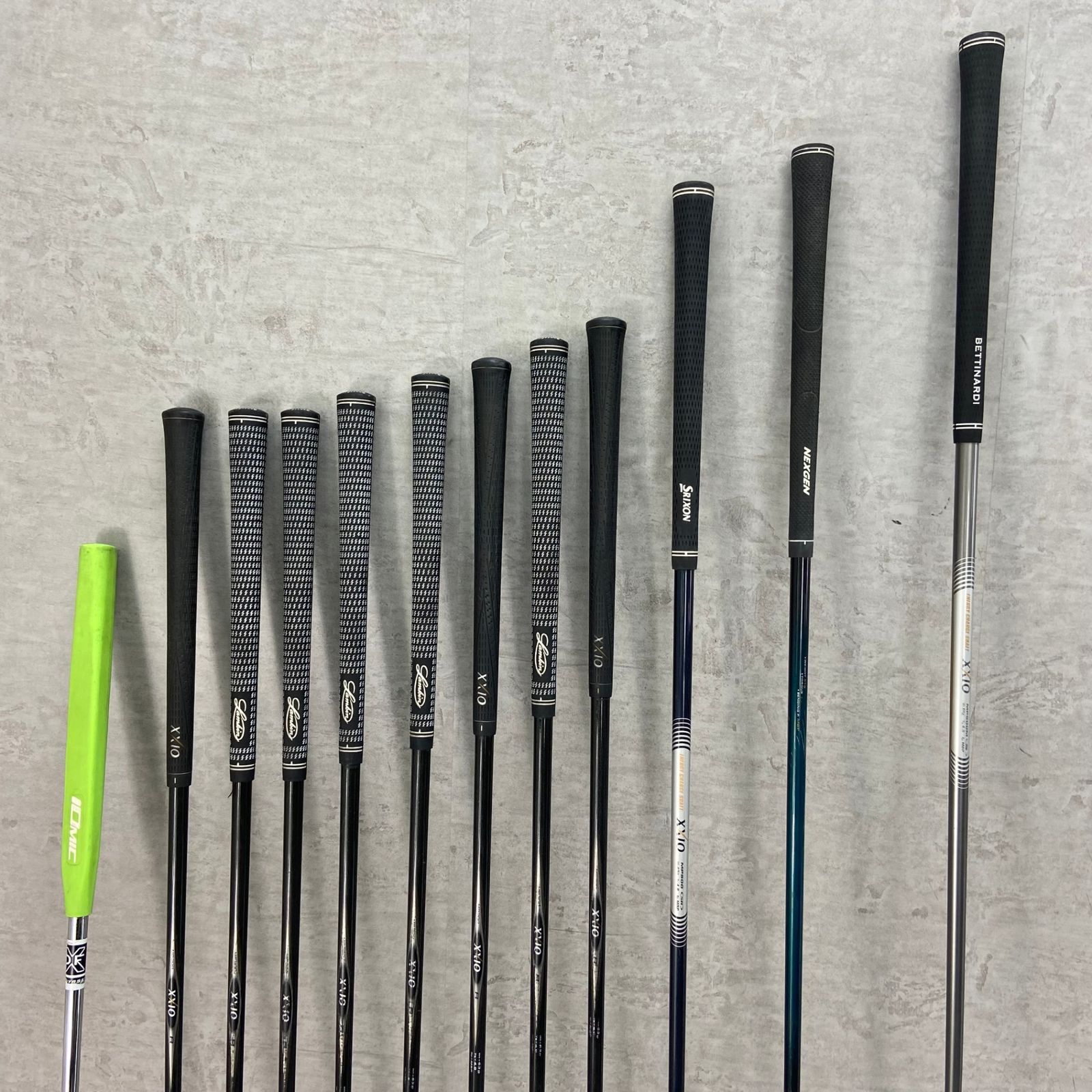 XXIO ゼクシオ メンズゴルフ12本セット カーボン 右利き用