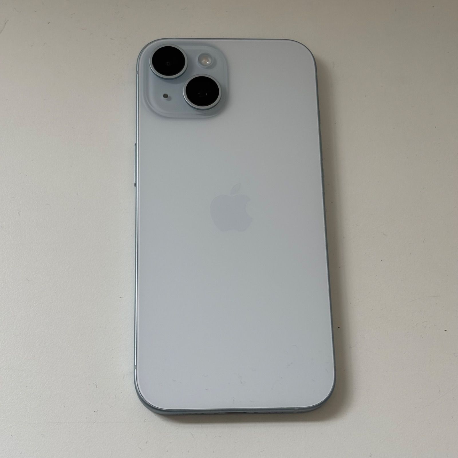 極美品】ほぼ未使用 Apple iPhone 15ブラック 本体 128GB