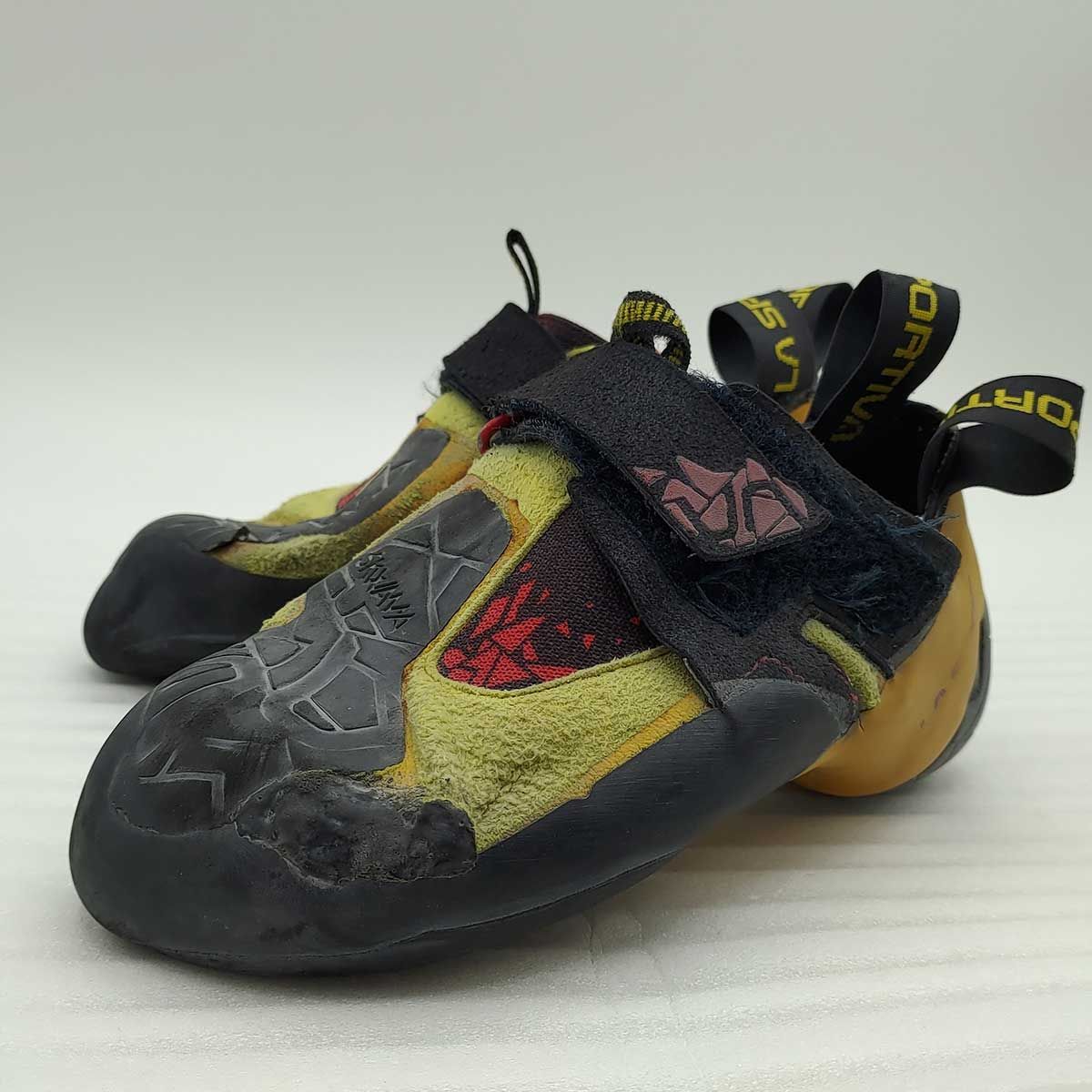 スポルティバ スクワマ クライミング ボルダリング シューズ EUサイズ 