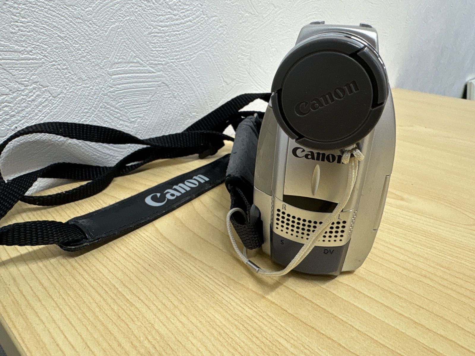 キャノン DIGITAL VIDEO CAMERA FV300 MiniDV - メルカリ キャノン DIGITAL VIDEO CAMERA FV300 MiniDV - メルカリ