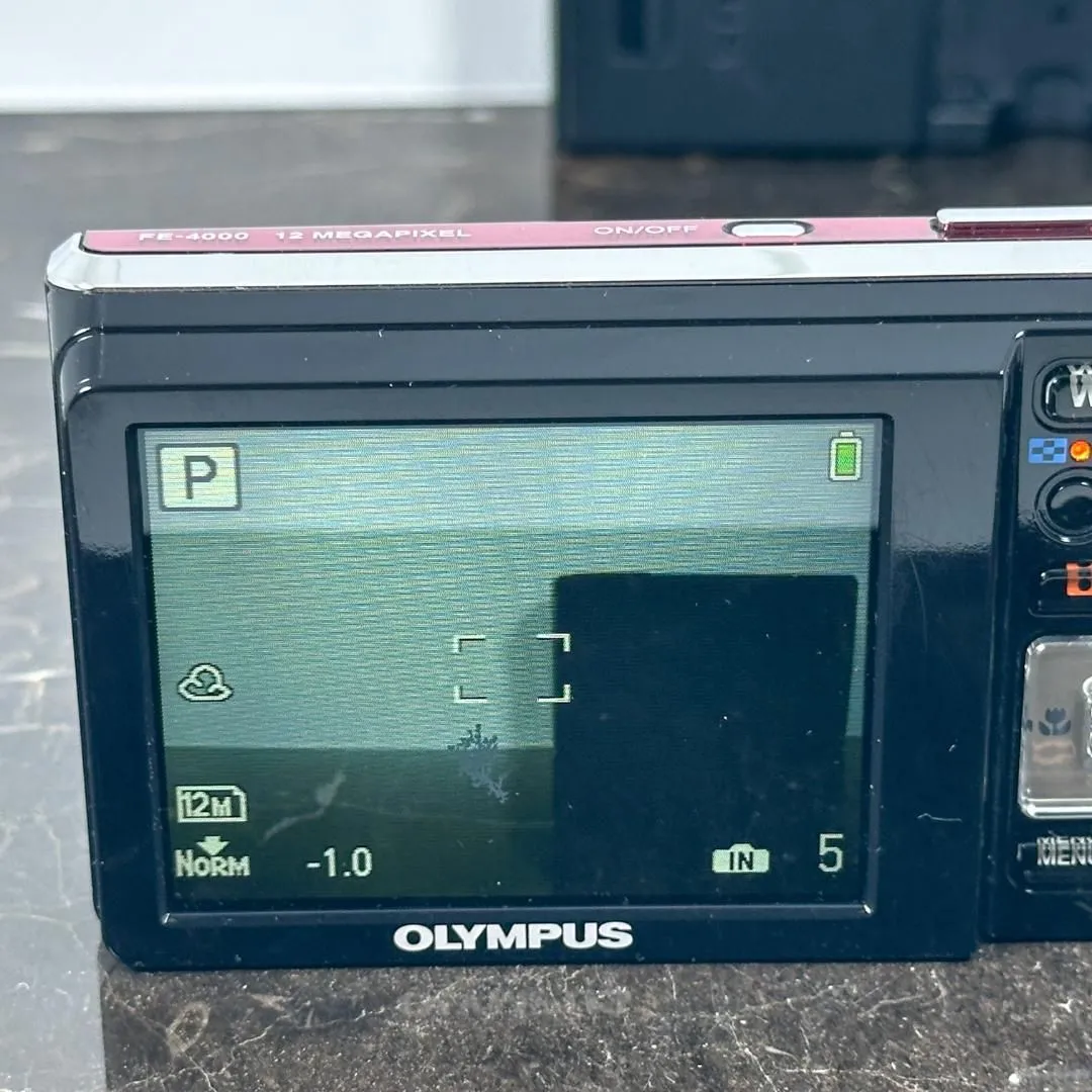 カメラ OLYMPUS FE-4000 コンパクトデジタルカメラ
