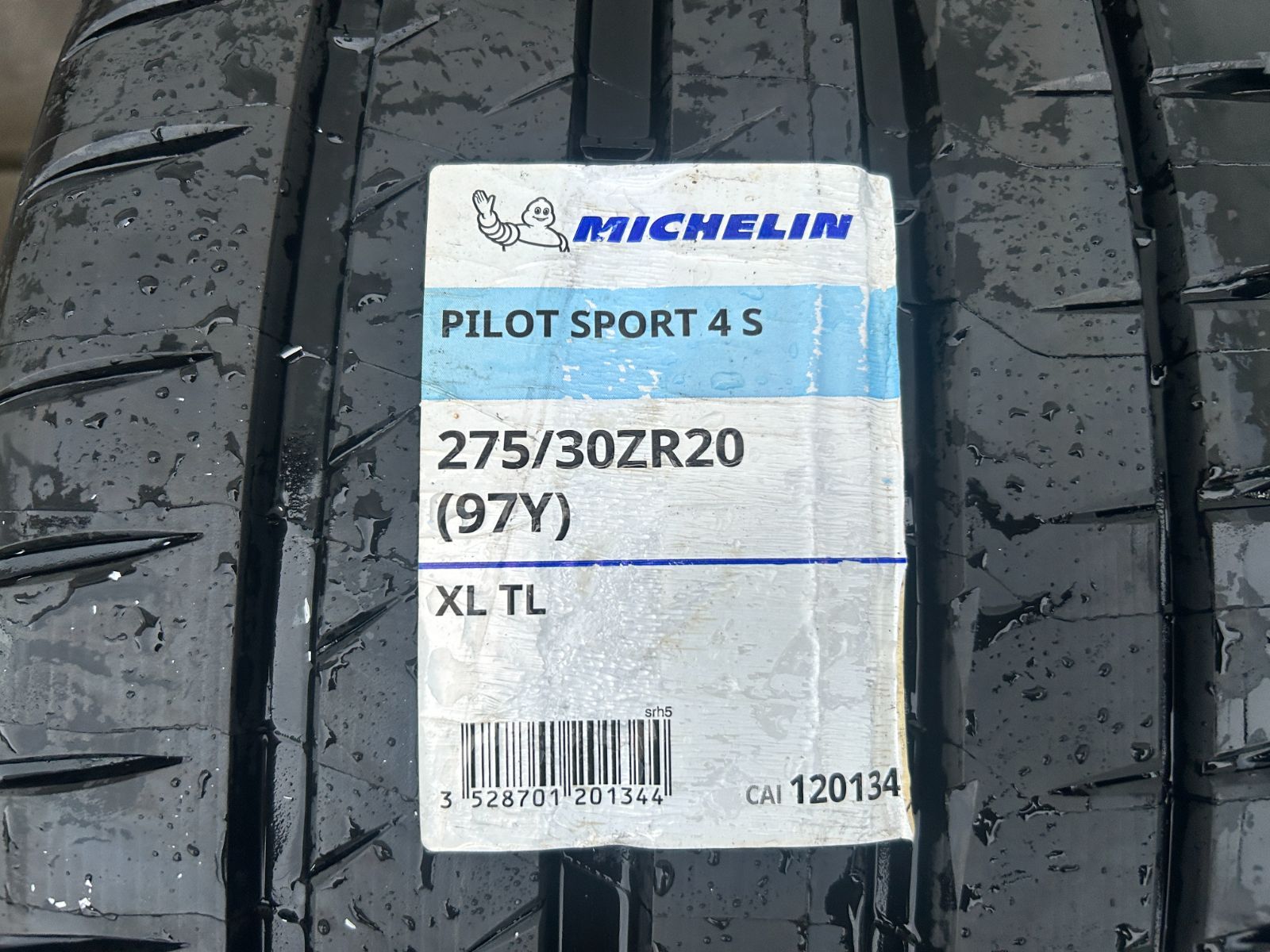 ミシュラン Michelin pilotsports S4 パイロットスポーツ 275 30R20 97Y 1本のみ