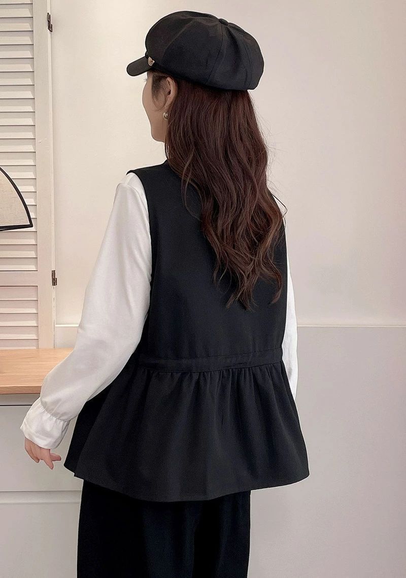 CADUNE カデュネ ペプラムベスト　ジレ　美品 CADUNE カデュネ ペプラムベスト ジレ 美品 トップス