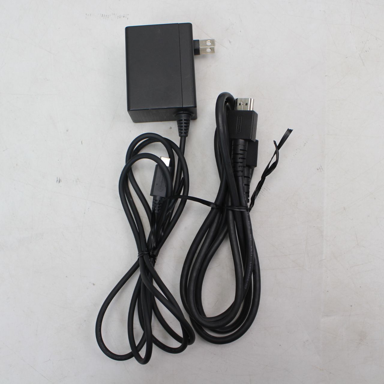 ニンテンドースイッチ。HAC-001。通電のみ確認。付属品無し。ジャンク品。 Amazon.co.jp: 【整備済み品】 Nintendo Switch ニンテンドー