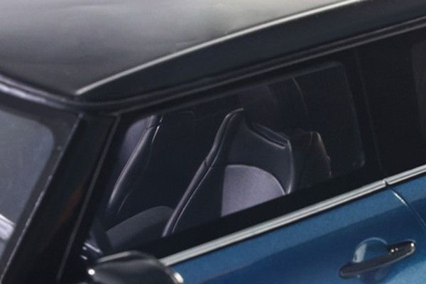 新品 OttO mobile 1/18 ミニ クーパー S 2021 (ブルー) 完成品