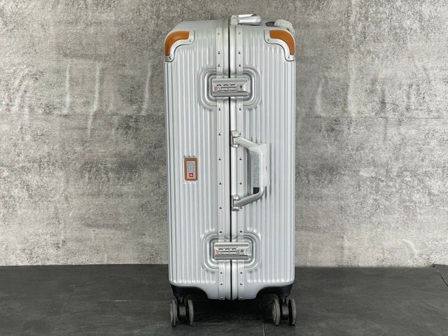 シルバー系 旅行バッグ