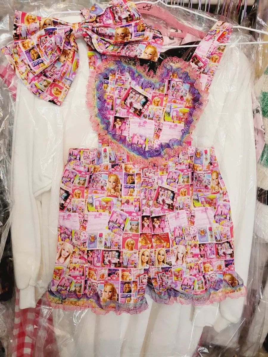 輸入バービー ハンドメイド 4 Tシャツ 1 つだけ