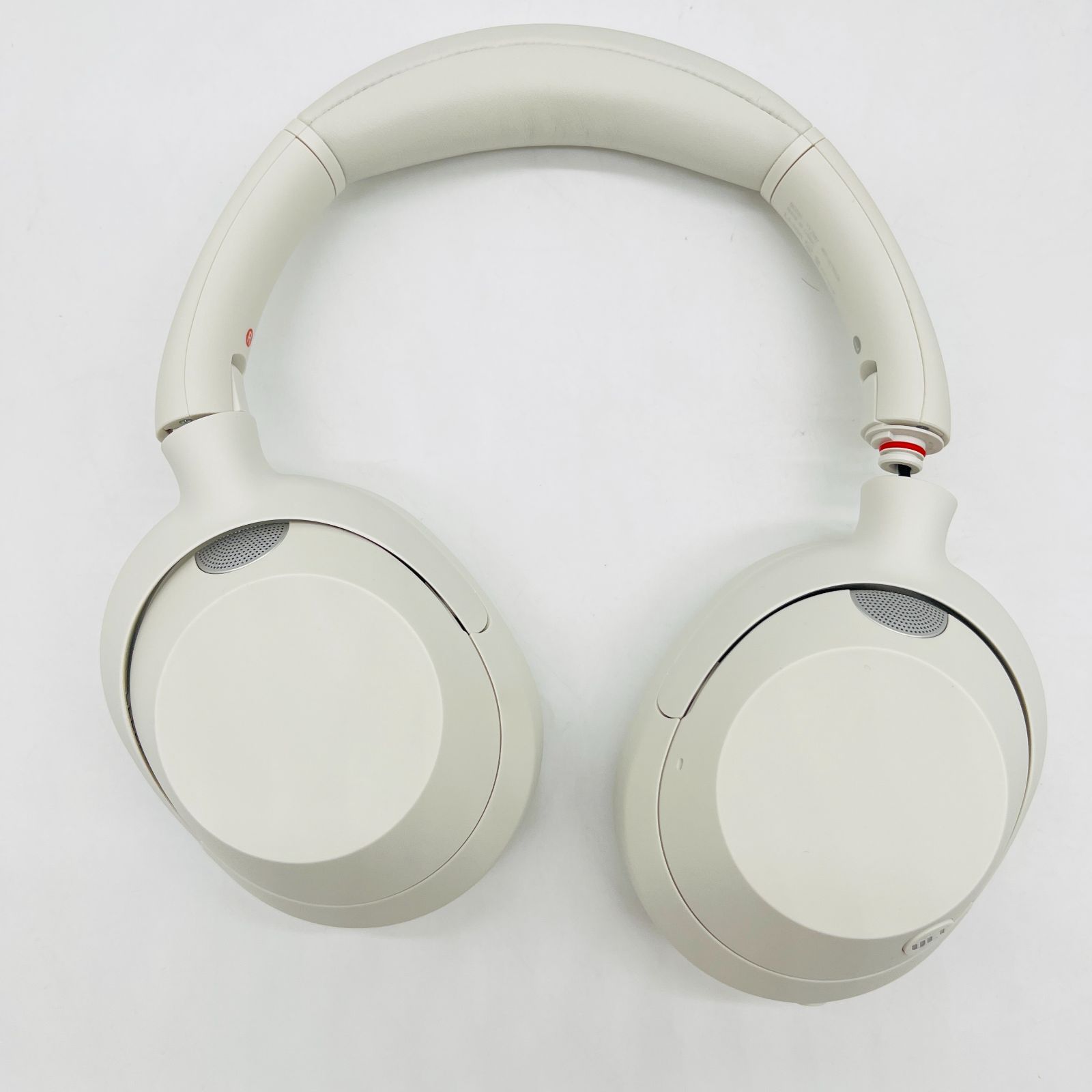 ソニー ワイヤレスノイズキャンセリングステレオヘッドホン WH-ULT900N ULT WEAR パワフル重低音 Amazon Alexa搭載 通話性能向上 快適な装着感 オフホワイト WHULT900N WC