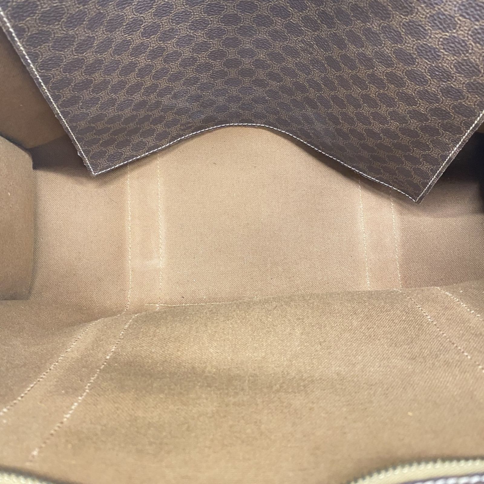 マカダム ブラウン