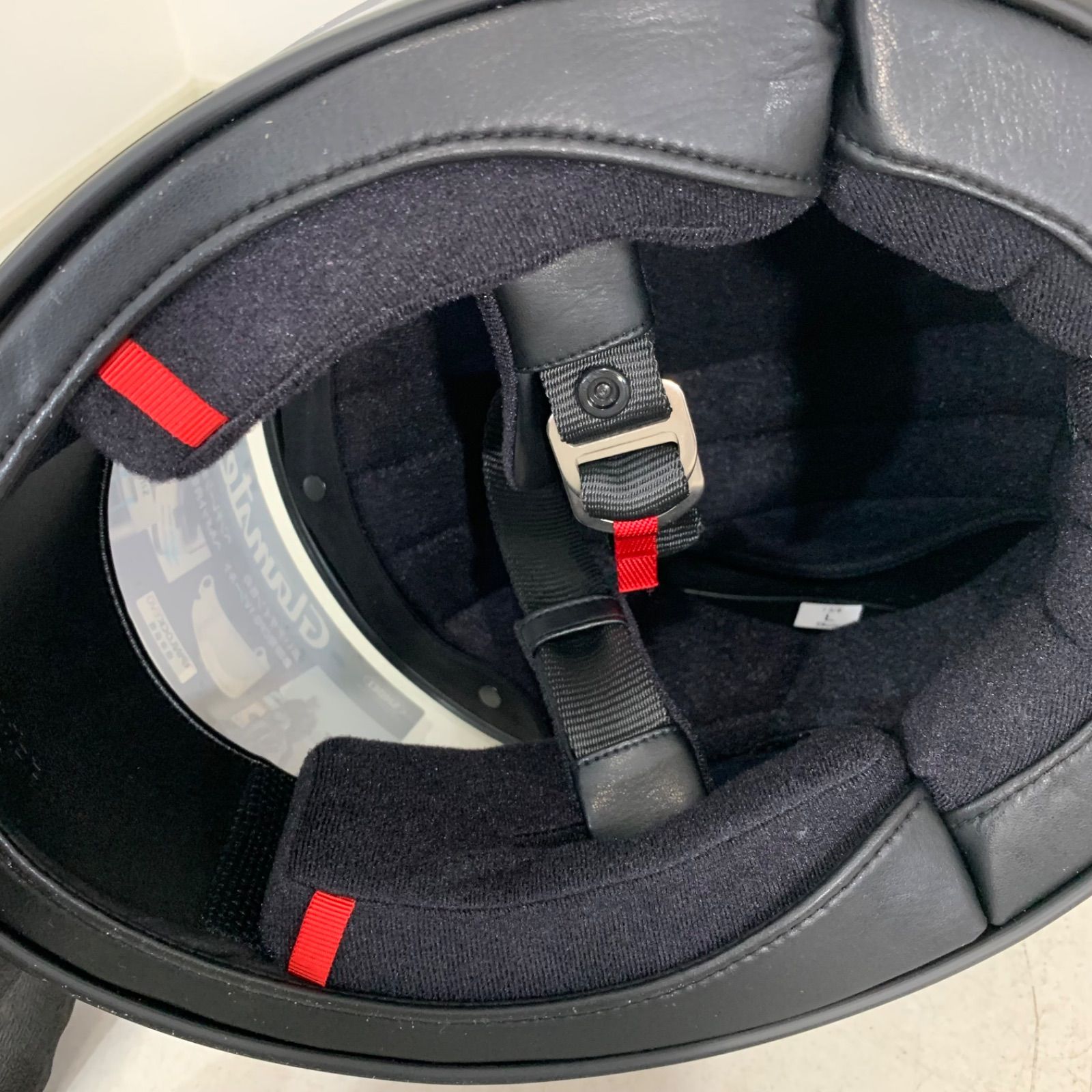 ホワイト レッド