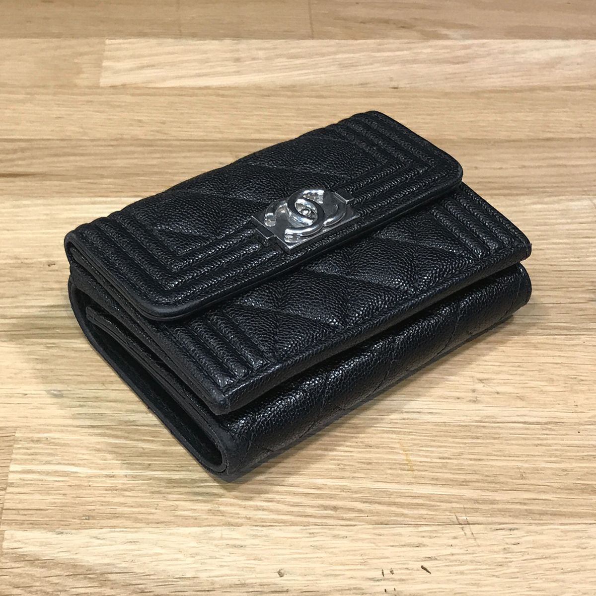 良品】シャネル ボーイシャネル スモールフラップウォレット