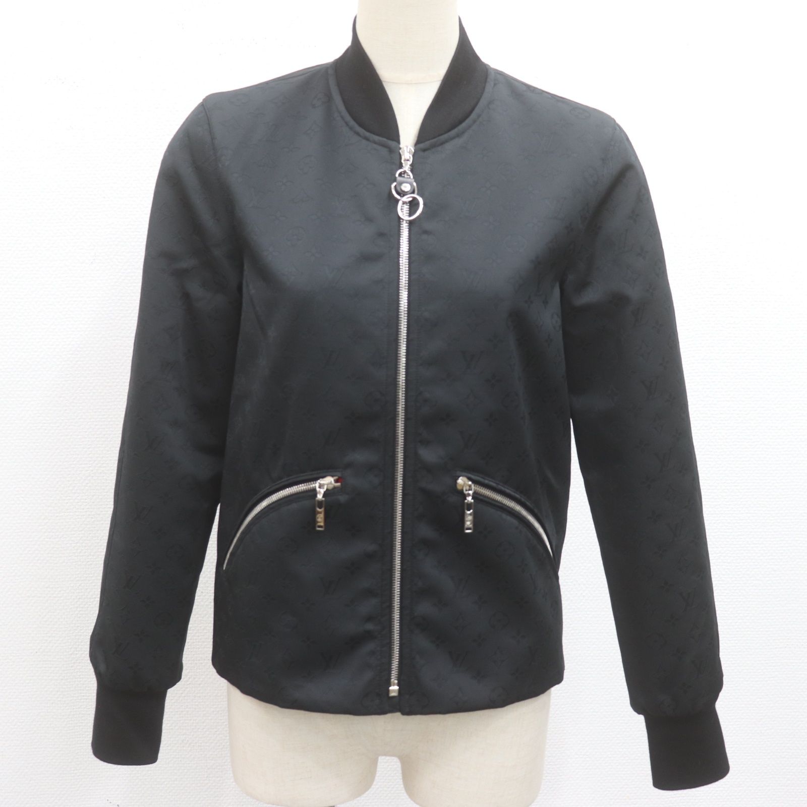 IT22F5F82OLG LOUISVUITTON ルイヴィトン モノグラム ブルゾン MA-1 ジャケット アウター トップス ブラック 黒 レディース サイズ34