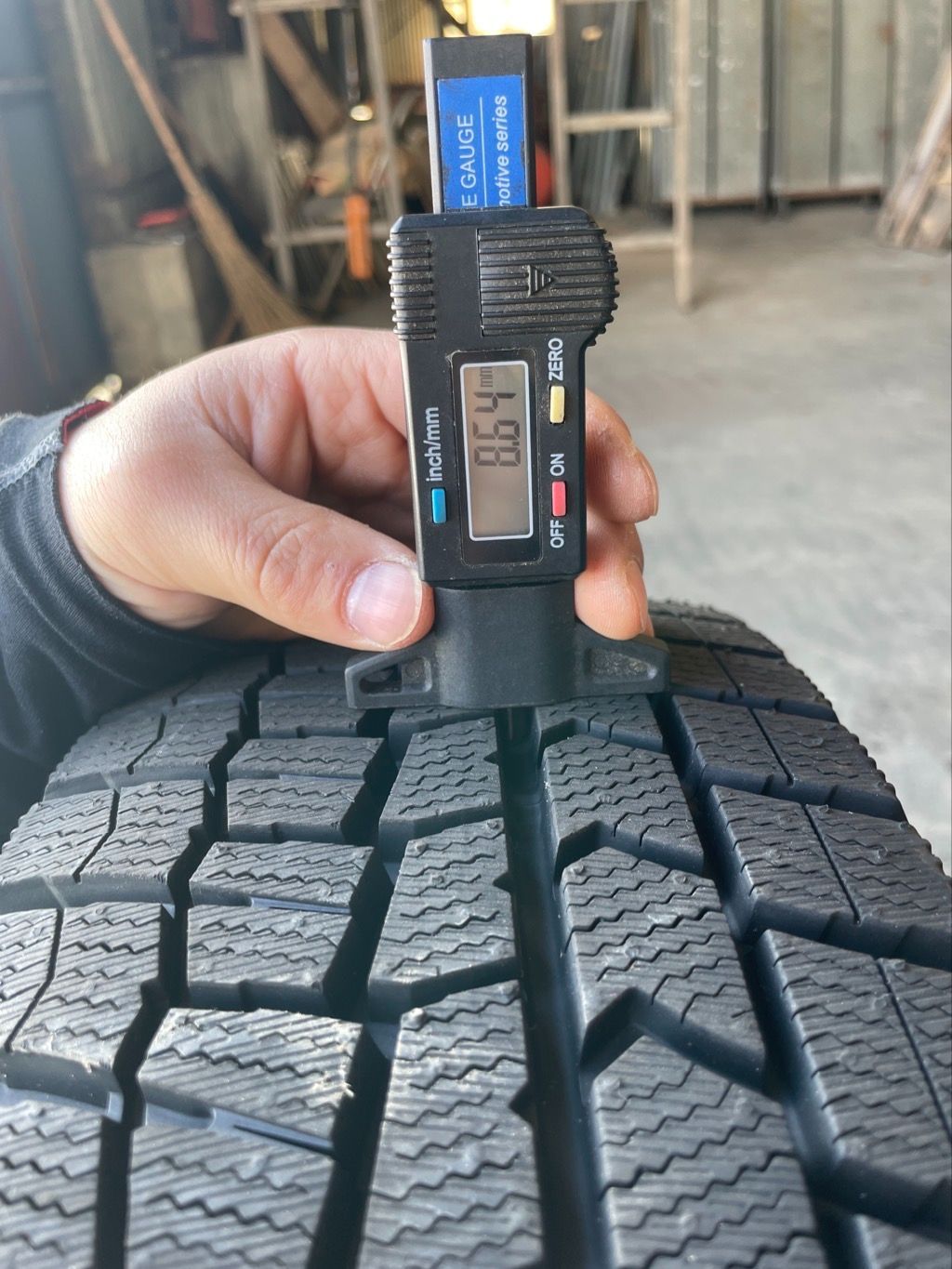 純正アルミ スタッドレス