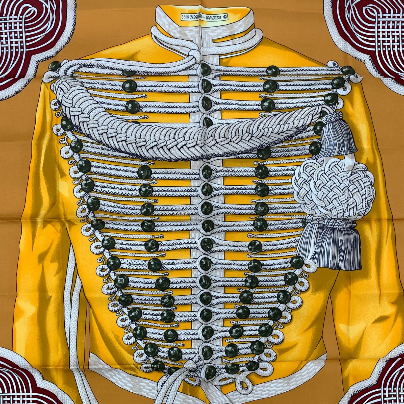 エルメス スカーフ 90cm 「ブランデンブルグ」柄 【公式通販】