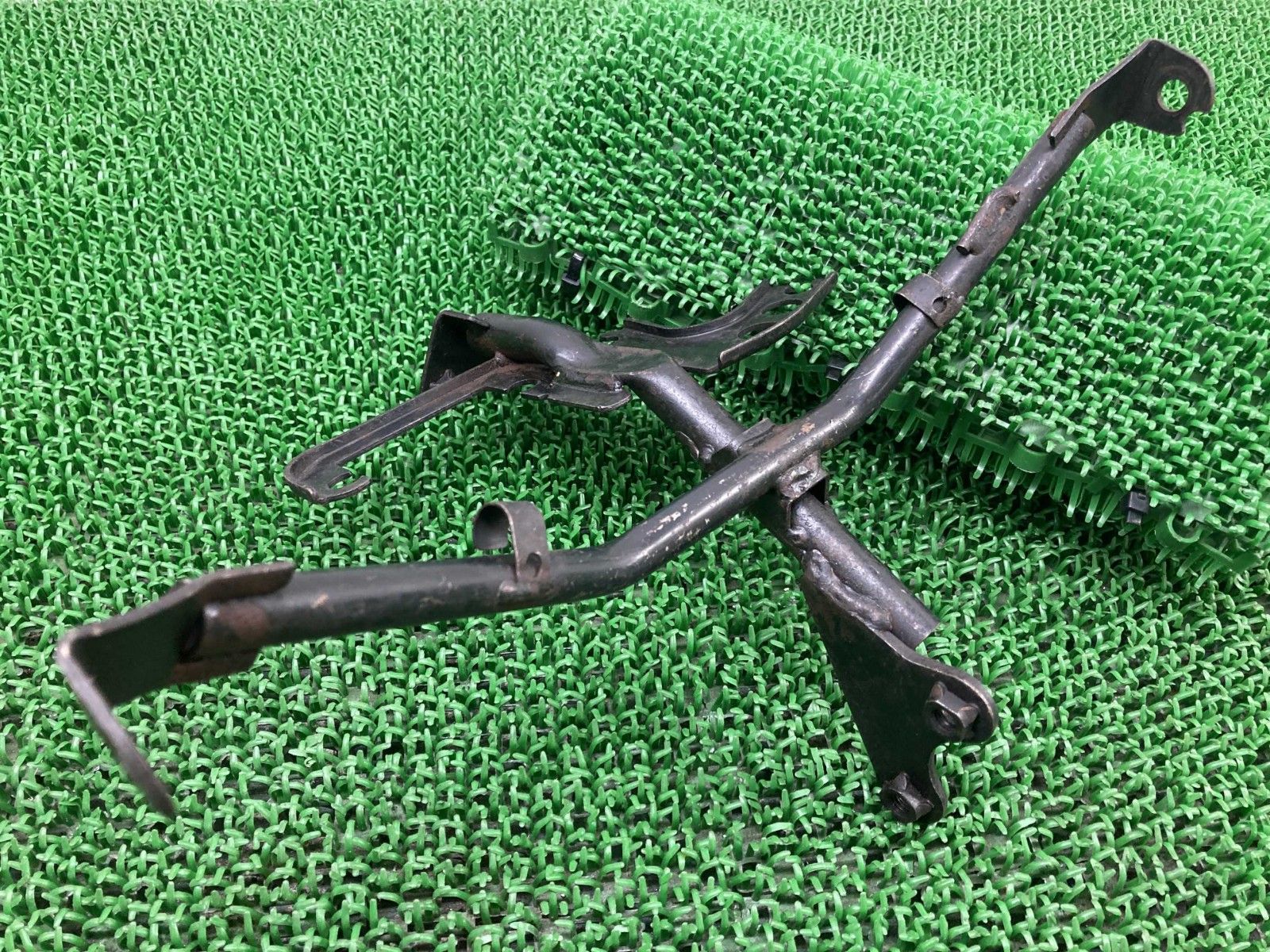 TZR50R アッパーカウルステー ヤマハ 純正 バイク 部品 4EU フロントカウルステー メーターステー 修復素材に 品薄 品 Lg