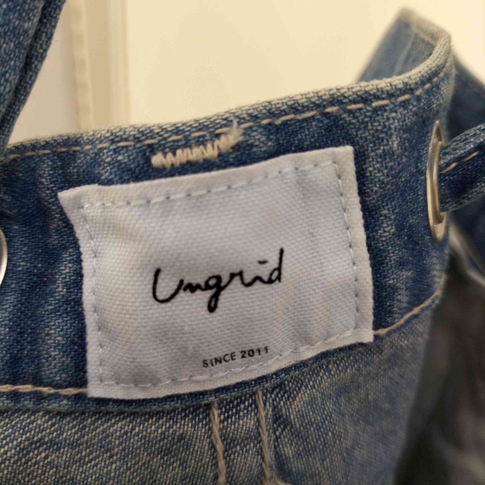アングリッド Ungrid ショルダーストラップカットオフデニム 