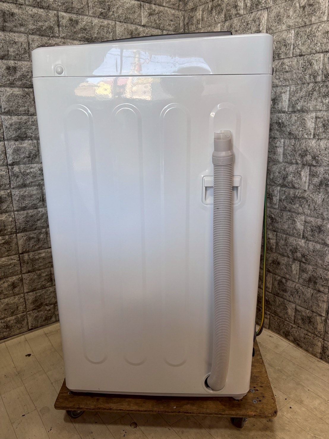 大阪送料無料☆3か月保障付き☆洗濯機☆アクア☆5kg☆2024年☆AQW-G5RJ