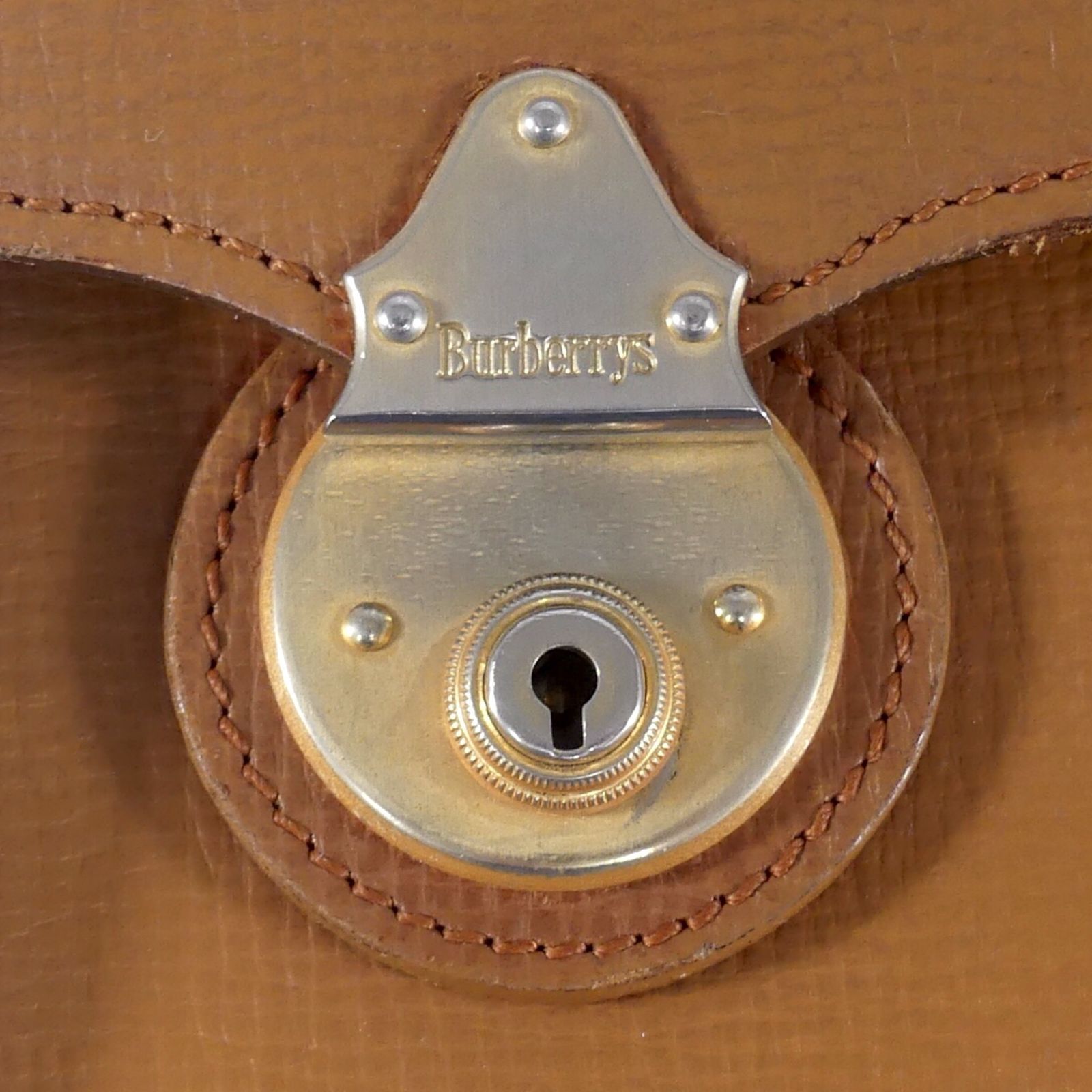 ブリーフケース