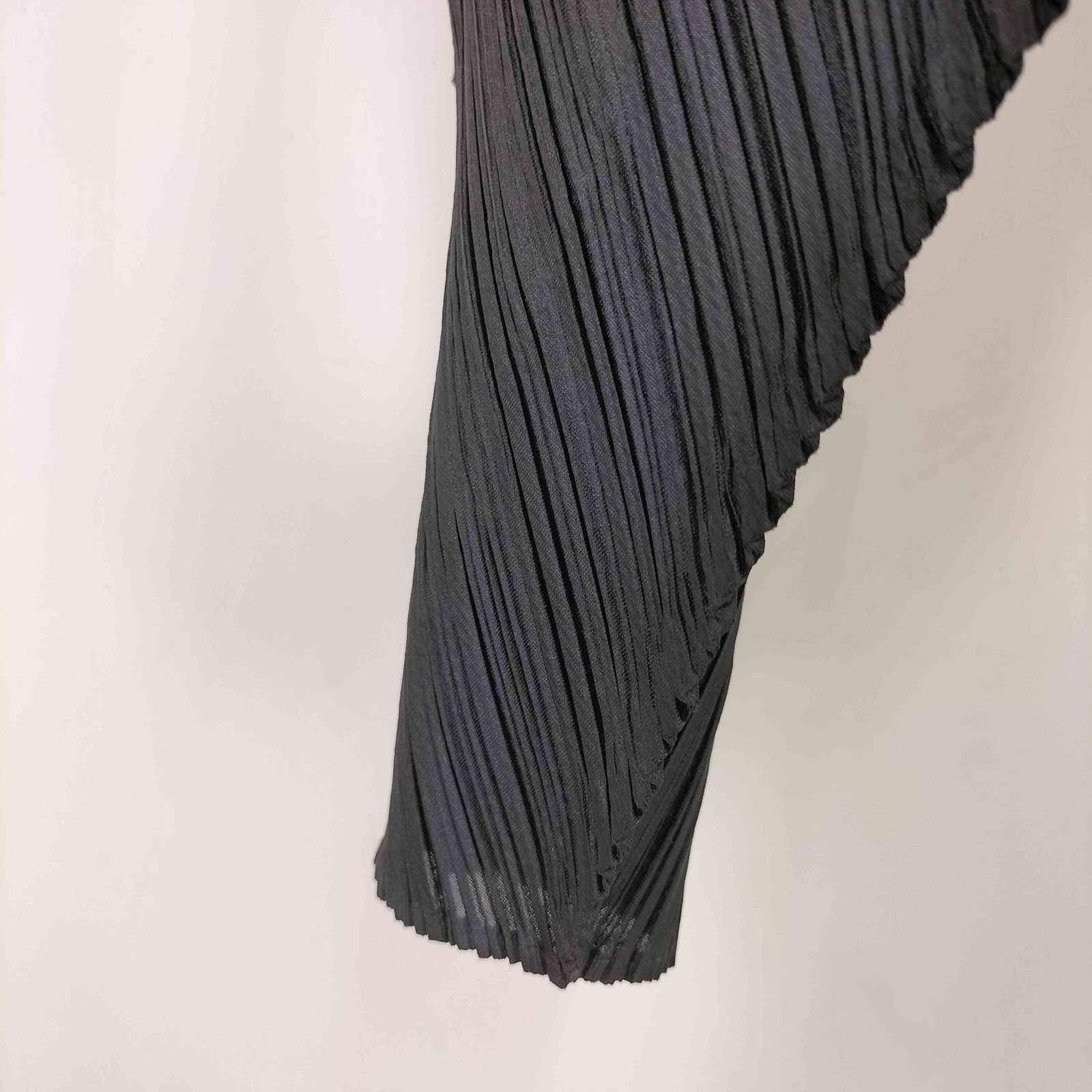PLEATS PLEASE ISSEY MIYAKE - プリーツプリーズ2015ドラゴンボレロジャケット プリーツプリーズイッセイミヤケ PLEATS PLEASE ISSEY MIYAKE 15SS