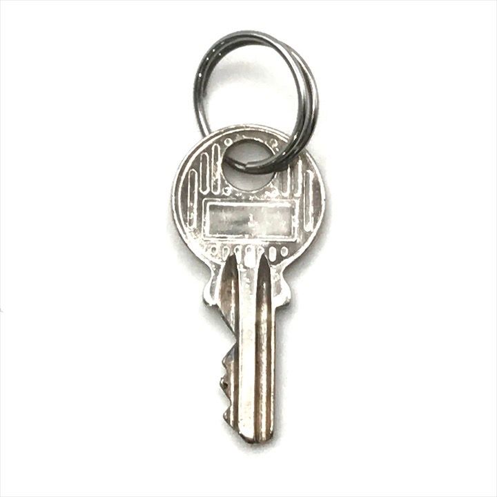 良品 HERMES エルメス カデナ 鍵 キー 南京錠 シルバー バッグチャーム