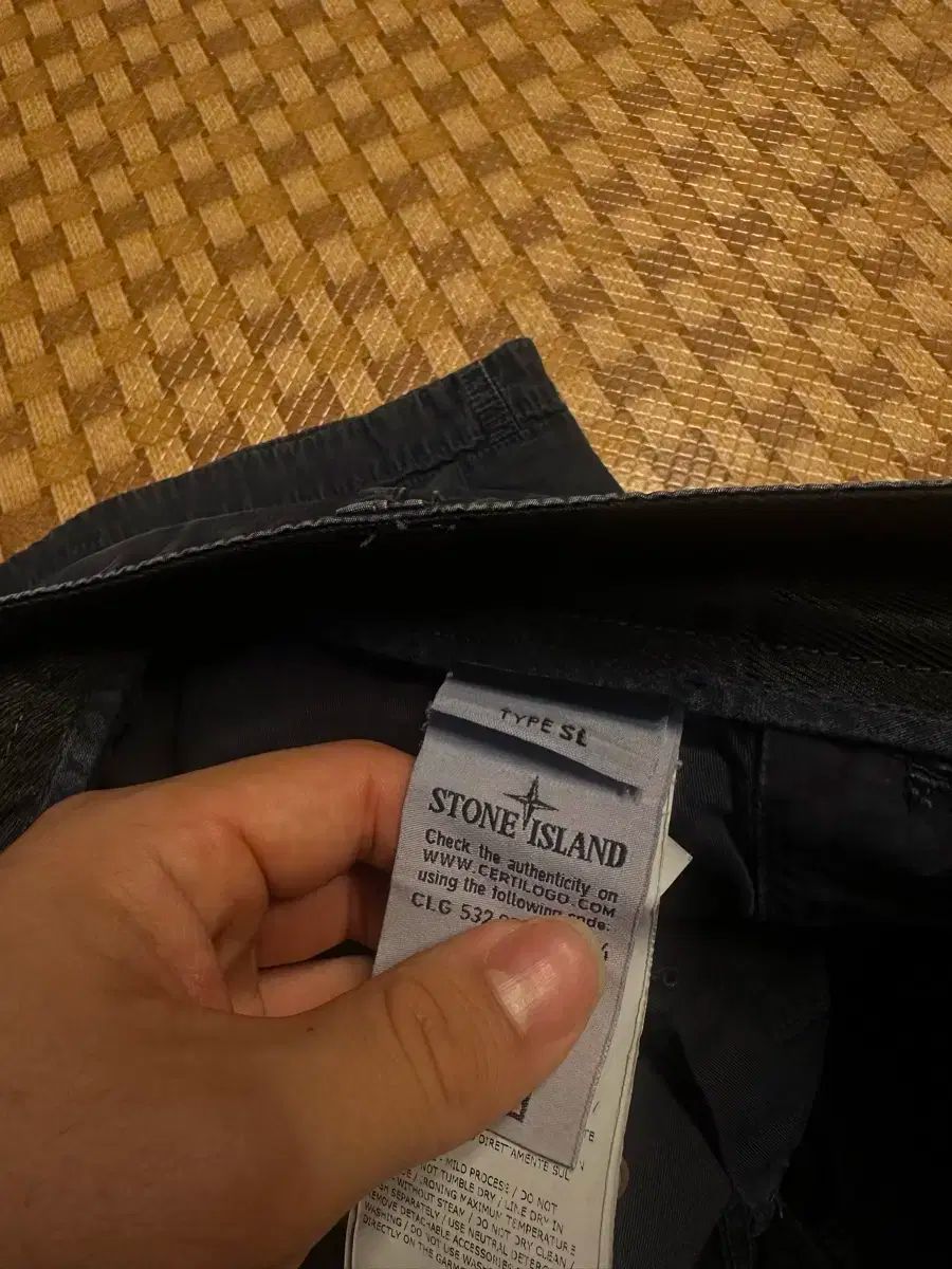 本物