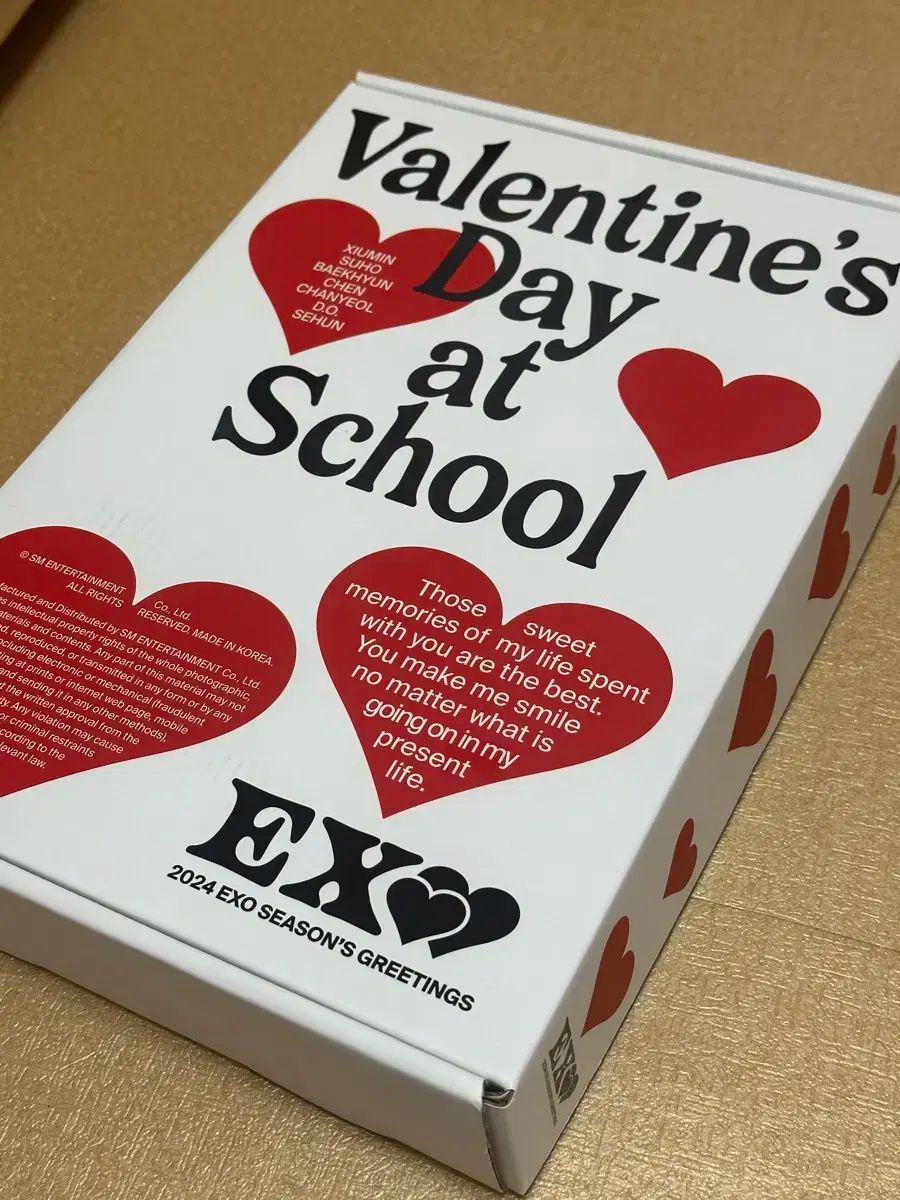 2024EXO SEASONS GREETINGS MD HOODIEトレカ無し EXO(エクソ) 2024