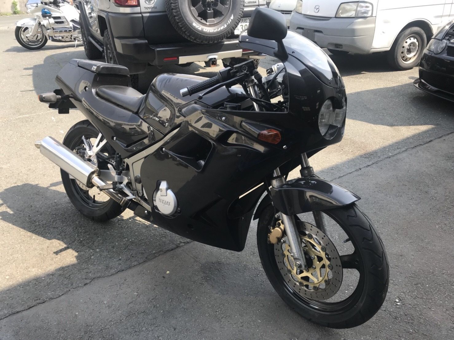 ヤマハ FZR250 2KR ピボットシャフト Y182-72 - メルカリ