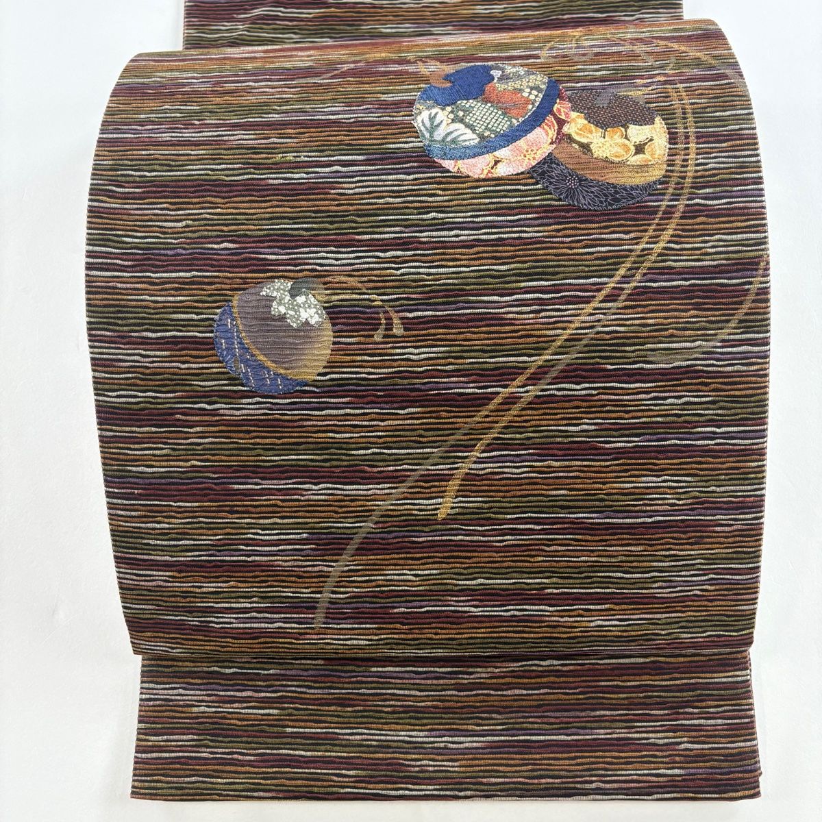 袋帯 美品 秀品 鈴 草花 金彩 茶紫 お太鼓柄 正絹 【中古】 - メルカリ