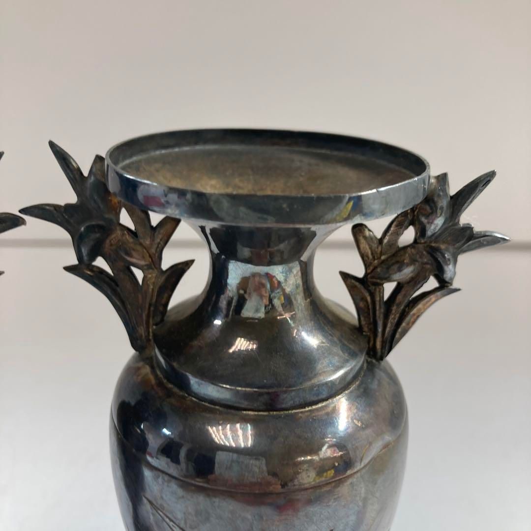 中国清時代シャム銀花器一対 247g 高さ14.3㎝東Y5-0306 2Fトニサ