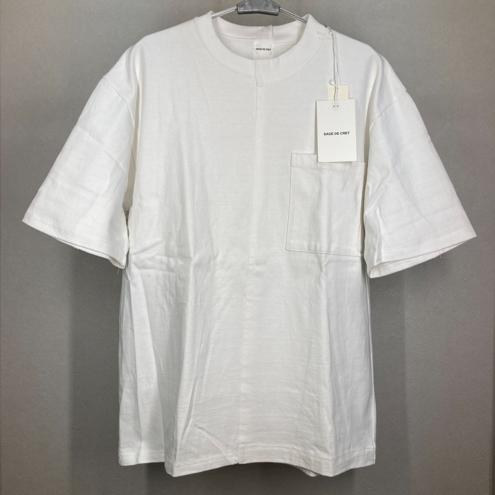 サージュデクレ SAGE DE CRET 新品 タグ付 ポケット Tシャツ 白 サージュデクレ SAGE DE CRET 新品 タグ付 ポケット Tシャツ 白