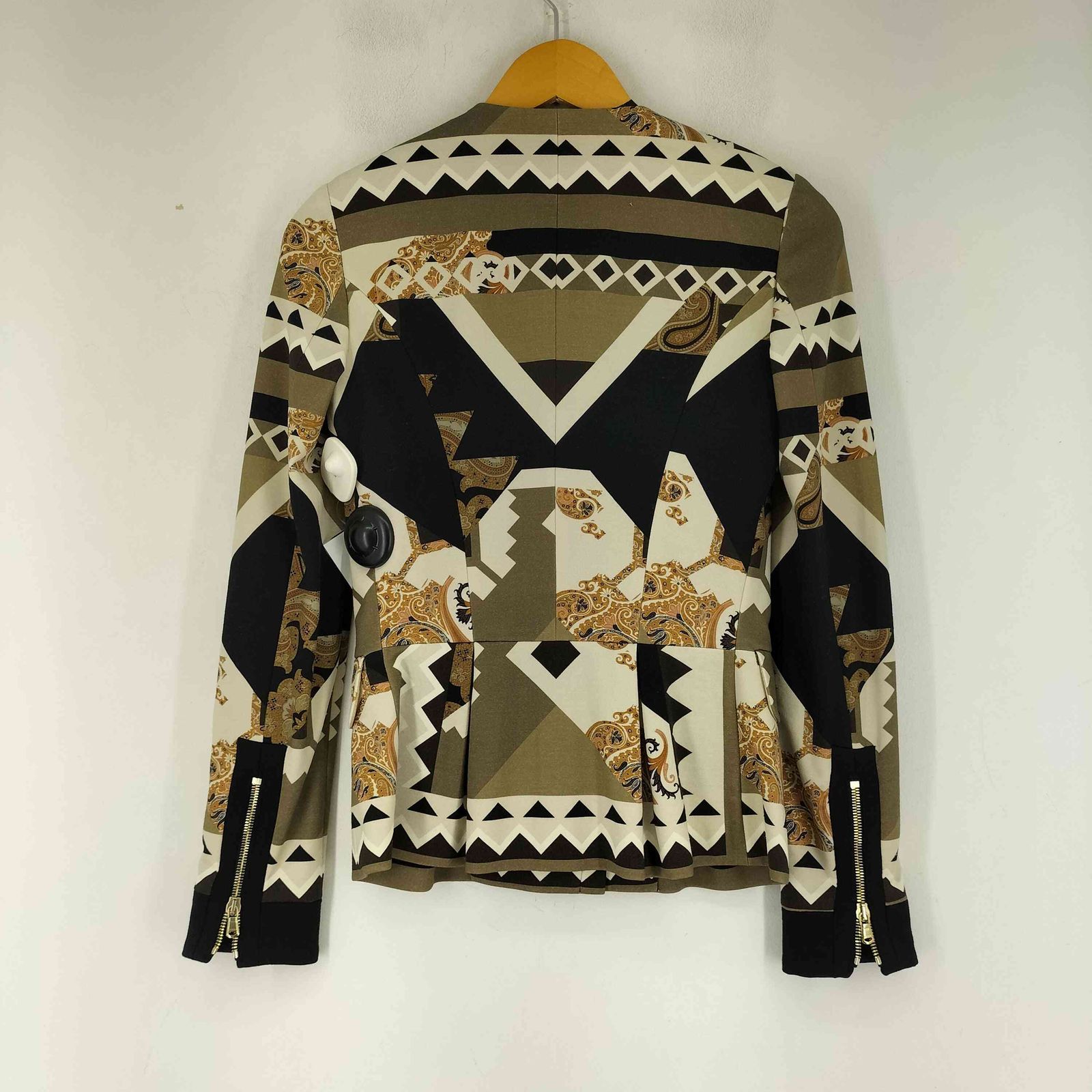 エトロ ETRO 総柄ノーカラージャケット レディース 40 - メルカリ