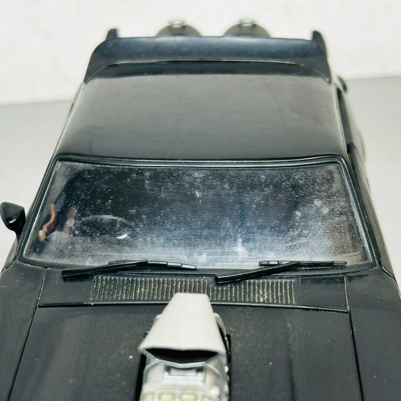 AUTOart 1/18 マッドマックス 2 インターセプター 車 ミニカー