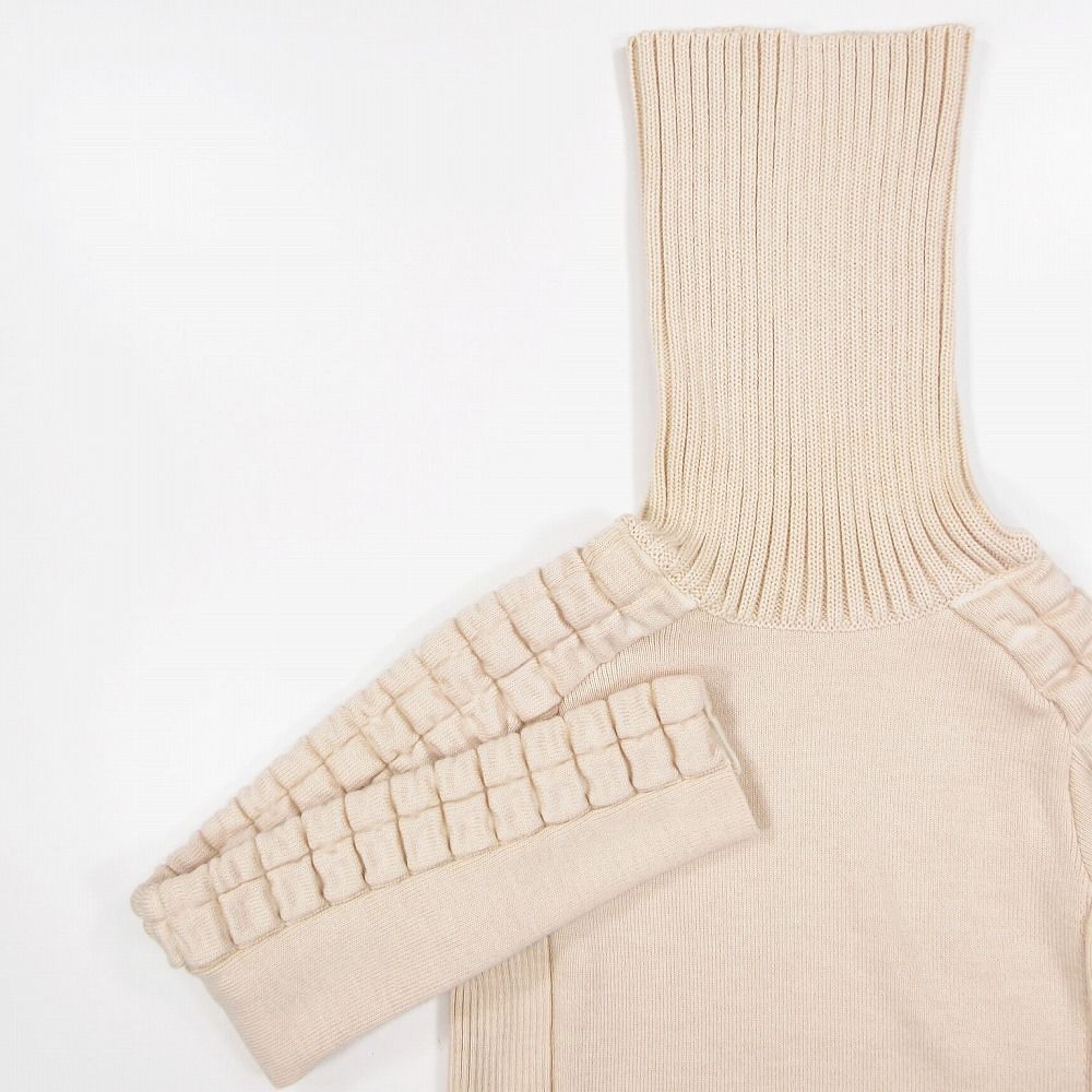 美品 Vintage CHANEL シャネル チョコバー ニット セーター タートルネック ココマーク 00A 38 M ベージュ系 レディース 【中古】 美品 Vintage CHANEL シャネル チョコバー ニット セーター