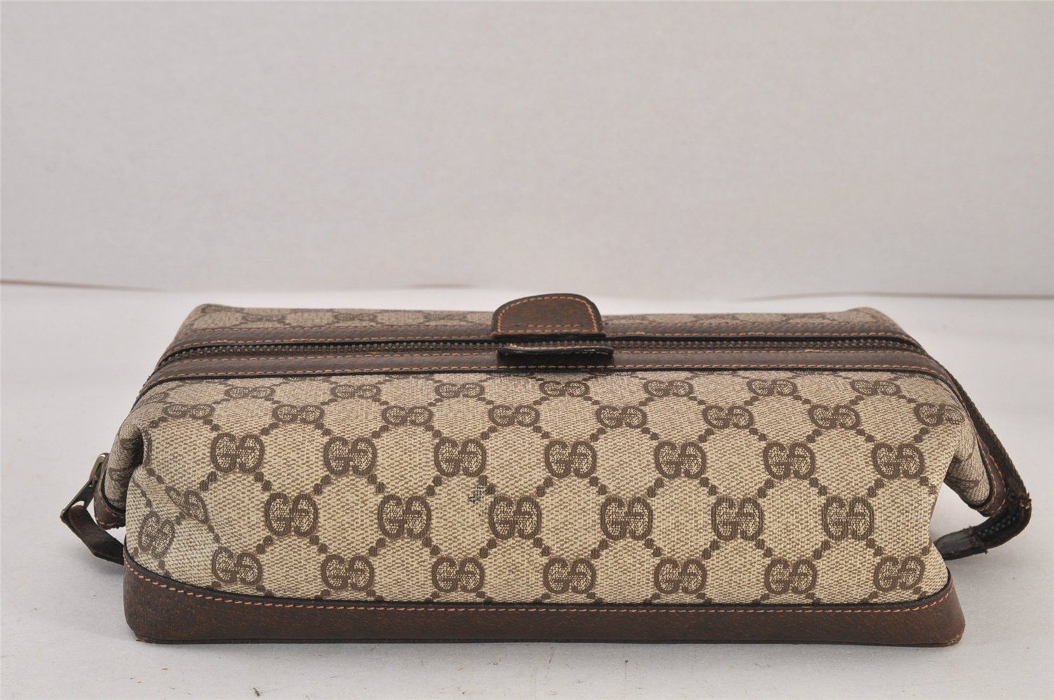 グッチ　ヴィンテージポーチ　小物いれ GUCCI(グッチ) Vintage GG canvas pouch ヴィンテージ GG