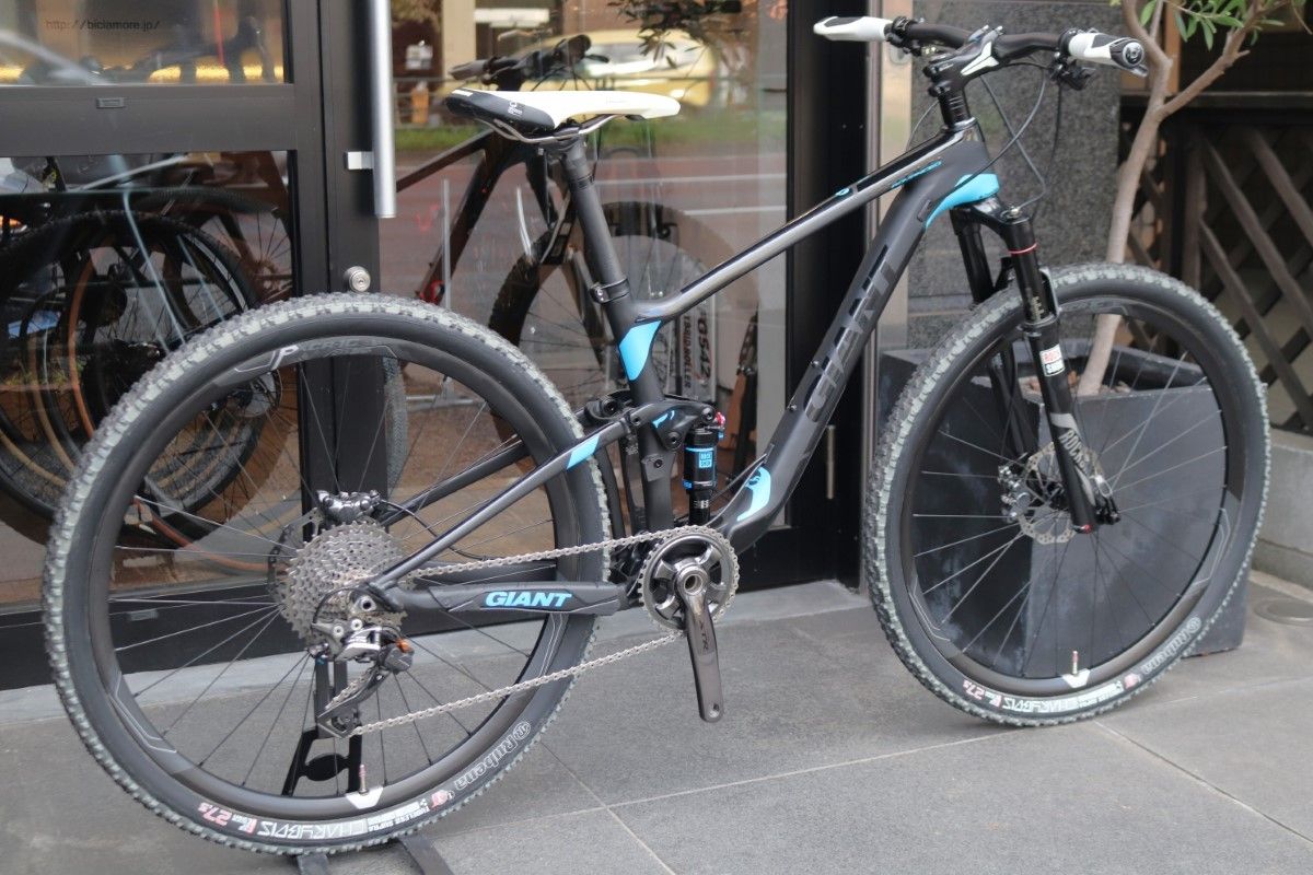 フルサスペンション マウンテンバイク