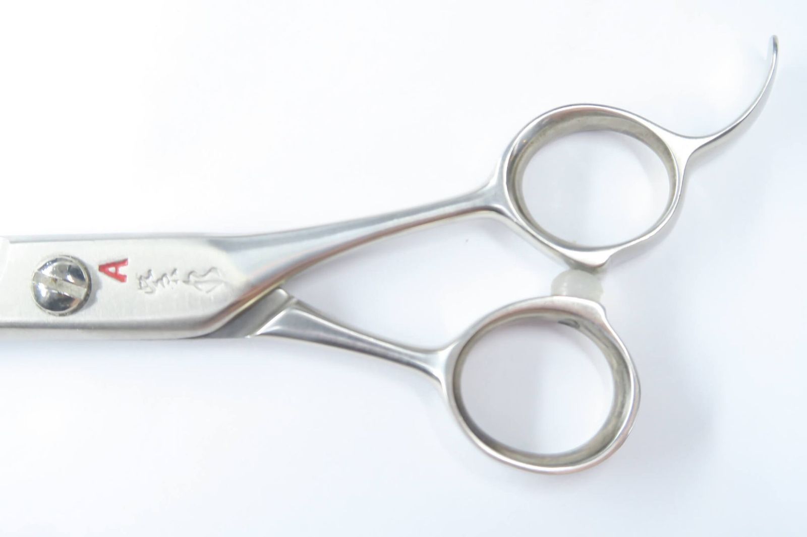 【UTSUMI ウツミ 内海】 シザー 美容師　プロ　新品未使用 内海(utsumi)_学校で購入_カットシザー | 理美容ハサミ研ぎ専門店